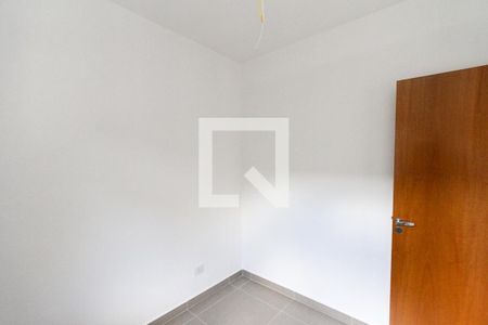 Quarto 1 de apartamento para alugar com 2 quartos, 38m² em Vila Antonieta, São Paulo
