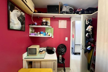 Apartamento à venda com 330m², 4 quartos e 3 vagas Apartamento à venda com 330m², 4 quartos e 3 vagasQuarto 1