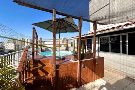 Apartamento à venda com 330m², 4 quartos e 3 vagas Apartamento à venda com 330m², 4 quartos e 3 vagasÁrea comum