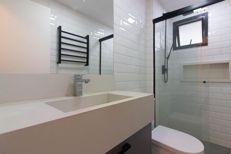 Apartamento à venda com 66m², 2 quartos e 1 vaga Apartamento à venda com 66m², 2 quartos e 1 vagaBanheiro