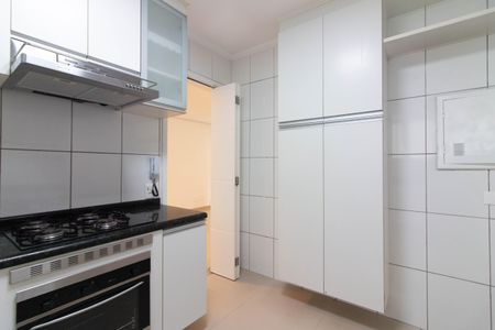 Apartamento à venda com 66m², 2 quartos e 1 vaga Apartamento à venda com 66m², 2 quartos e 1 vagaCozinha