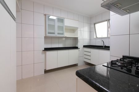 Apartamento à venda com 66m², 2 quartos e 1 vaga Apartamento à venda com 66m², 2 quartos e 1 vagaCozinha