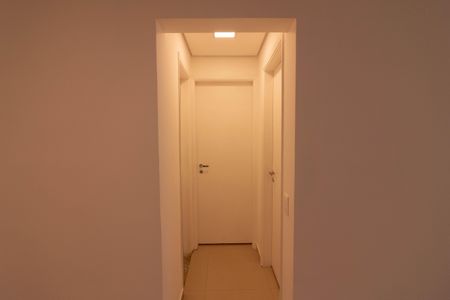 Apartamento à venda com 66m², 2 quartos e 1 vaga Apartamento à venda com 66m², 2 quartos e 1 vagaCorredor