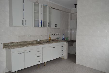 Casa para alugar com 180m², 3 quartos e 2 vagasCozinha e Área de Serviço