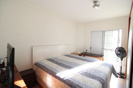 Casa à venda com 100m², 3 quartos e 2 vagasSuíte 