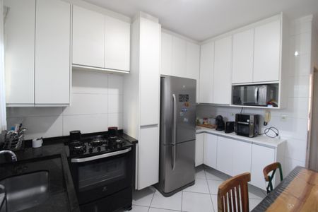Casa à venda com 100m², 3 quartos e 2 vagasCozinha