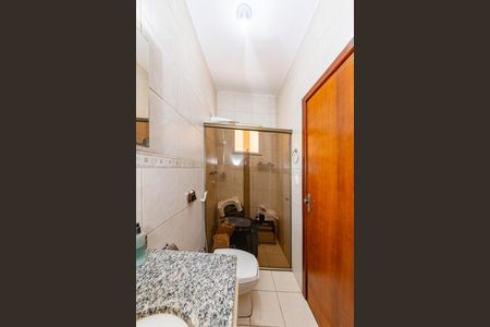 Casa à venda com 250m², 5 quartos e 8 vagasBanheiro da Suíte