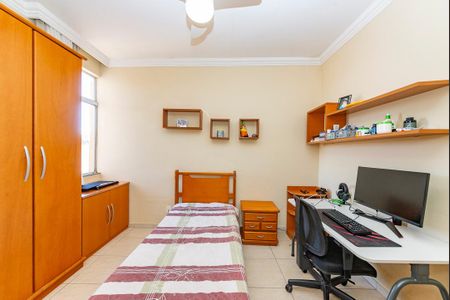 Casa à venda com 250m², 5 quartos e 8 vagasQuarto 3