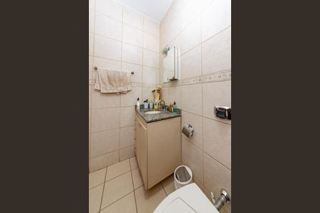 Casa à venda com 250m², 5 quartos e 8 vagasBanheiro da Suíte