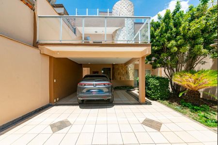 Casa à venda com 250m², 5 quartos e 8 vagasGaragem