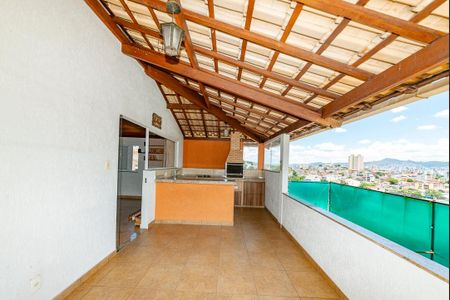 Casa à venda com 250m², 5 quartos e 8 vagasVaranda gourmet