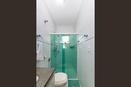 Casa à venda com 250m², 5 quartos e 8 vagasBanheiro Social 1