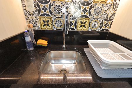 Apartamento à venda com 59m², 2 quartos e 1 vagaCozinha - Pia