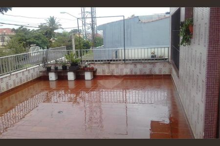 Casa à venda com 3 quartos, 300m² em Parque Novo Mundo, São Paulo