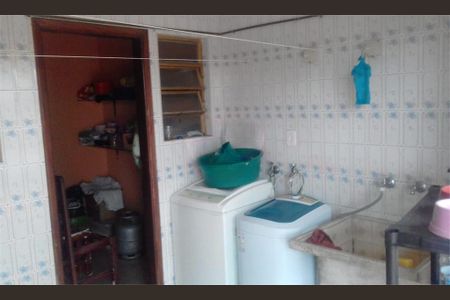 Casa à venda com 3 quartos, 300m² em Parque Novo Mundo, São Paulo