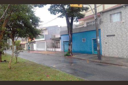 Casa à venda com 3 quartos, 300m² em Parque Novo Mundo, São Paulo