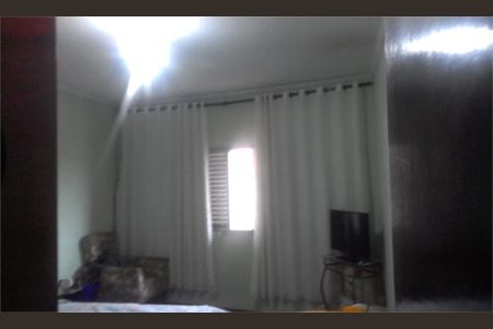 Casa à venda com 3 quartos, 300m² em Parque Novo Mundo, São Paulo