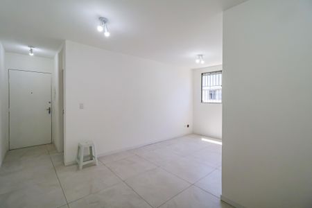 Sala de apartamento à venda com 2 quartos, 56m² em Vila São Silvestre, São Paulo