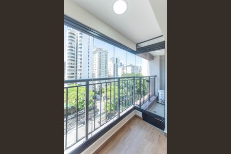Varanda  de kitnet/studio para alugar com 1 quarto, 25m² em Campo Belo, São Paulo
