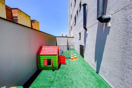 Apartamento à venda com 40m², 2 quartos e sem vagaÁrea comum - Playground