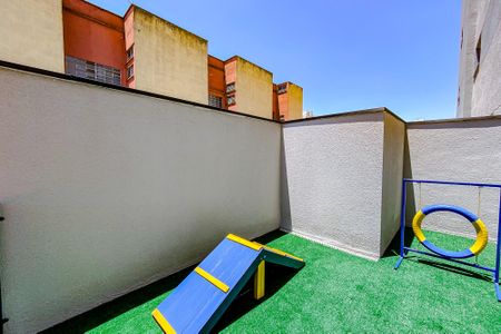 Apartamento à venda com 40m², 2 quartos e sem vagaÁrea comum - Playground