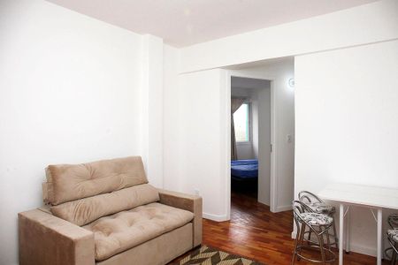 Sala de apartamento para alugar com 1 quarto, 45m² em Centro Histórico, Porto Alegre