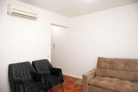 Sala de apartamento para alugar com 1 quarto, 45m² em Centro Histórico, Porto Alegre