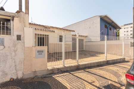 Casa à venda com 134m², 2 quartos e 4 vagasFachada