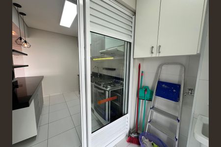 Apartamento à venda com 81m², 3 quartos e 2 vagas Apartamento à venda com 81m², 3 quartos e 2 vagasÁrea de Serviço