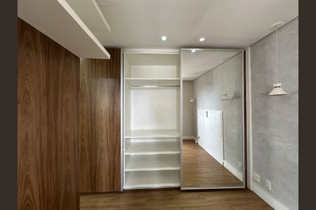 Apartamento à venda com 81m², 3 quartos e 2 vagas Apartamento à venda com 81m², 3 quartos e 2 vagasSuíte 2