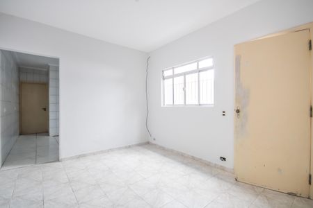 Casa à venda com 125m², 2 quartos e 2 vagas Casa à venda com 125m², 2 quartos e 2 vagasSala