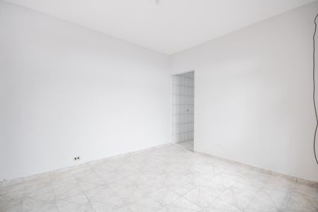 Casa à venda com 125m², 2 quartos e 2 vagas Casa à venda com 125m², 2 quartos e 2 vagasSala