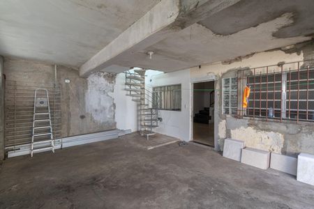 Casa à venda com 300m², 3 quartos e 3 vagas Casa à venda com 300m², 3 quartos e 3 vagasGaragem