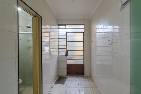 Casa à venda com 300m², 3 quartos e 3 vagas Casa à venda com 300m², 3 quartos e 3 vagasÁrea de Serviço