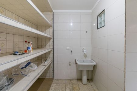 Casa à venda com 300m², 3 quartos e 3 vagas Casa à venda com 300m², 3 quartos e 3 vagasÁrea de Serviço