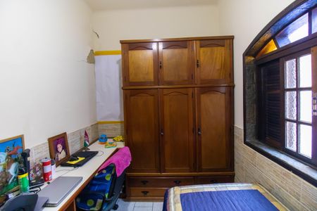 Casa à venda com 330m², 4 quartos e 4 vagas Casa à venda com 330m², 4 quartos e 4 vagasQuarto 3