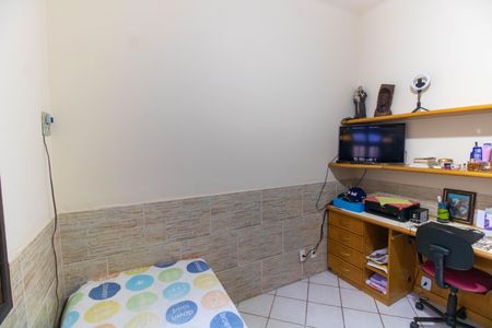 Casa à venda com 330m², 4 quartos e 4 vagas Casa à venda com 330m², 4 quartos e 4 vagasQuarto 2