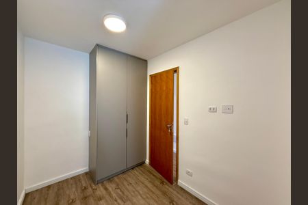 Casa à venda com 100m², 3 quartos e 2 vagasSuíte 2