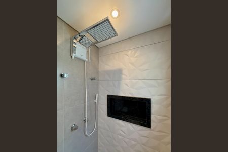 Casa à venda com 100m², 3 quartos e 2 vagasBanheiro Suíte 1