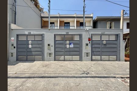 Casa à venda com 100m², 3 quartos e 2 vagasFachada 