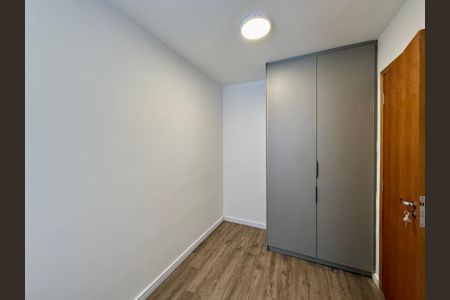 Casa à venda com 100m², 3 quartos e 2 vagasSuíte 2