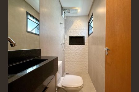 Casa à venda com 100m², 3 quartos e 2 vagasBanheiro Suíte 2