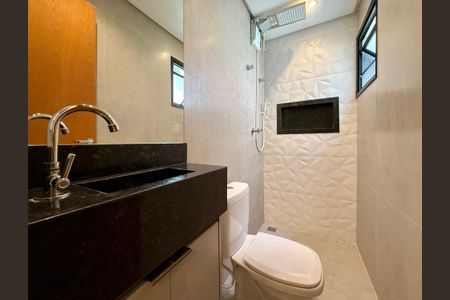 Casa à venda com 100m², 3 quartos e 2 vagasBanheiro Suíte 2