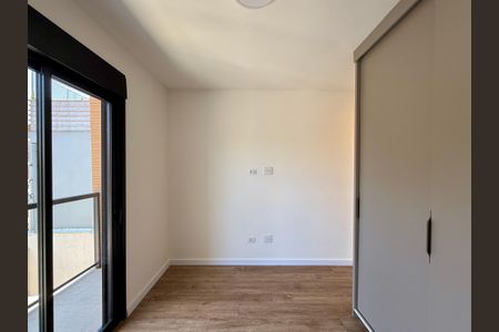 Casa à venda com 100m², 3 quartos e 2 vagasSuíte 3