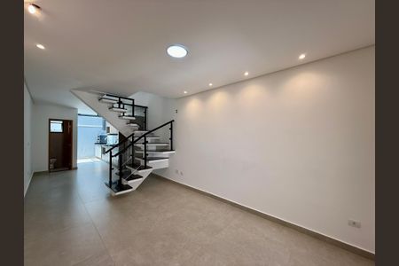 Casa à venda com 100m², 3 quartos e 2 vagasSala