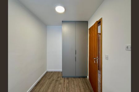 Casa à venda com 100m², 3 quartos e 2 vagasSuíte 2