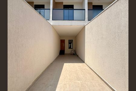 Casa à venda com 100m², 3 quartos e 2 vagasGaragem 