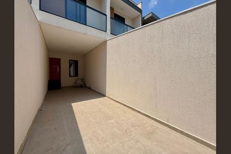 Casa à venda com 100m², 3 quartos e 2 vagasGaragem 