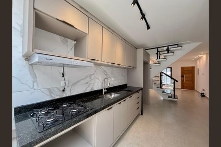 Casa à venda com 100m², 3 quartos e 2 vagasCozinha