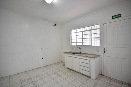 Casa de condomínio à venda com 242m², 3 quartos e 2 vagasCozinha